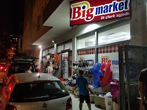 Big Market grocery aisles Saranda